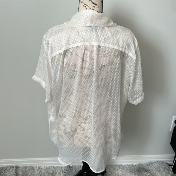 Banana Republic see through button down short sleeve shirt Size Large - Picture 2 of 4